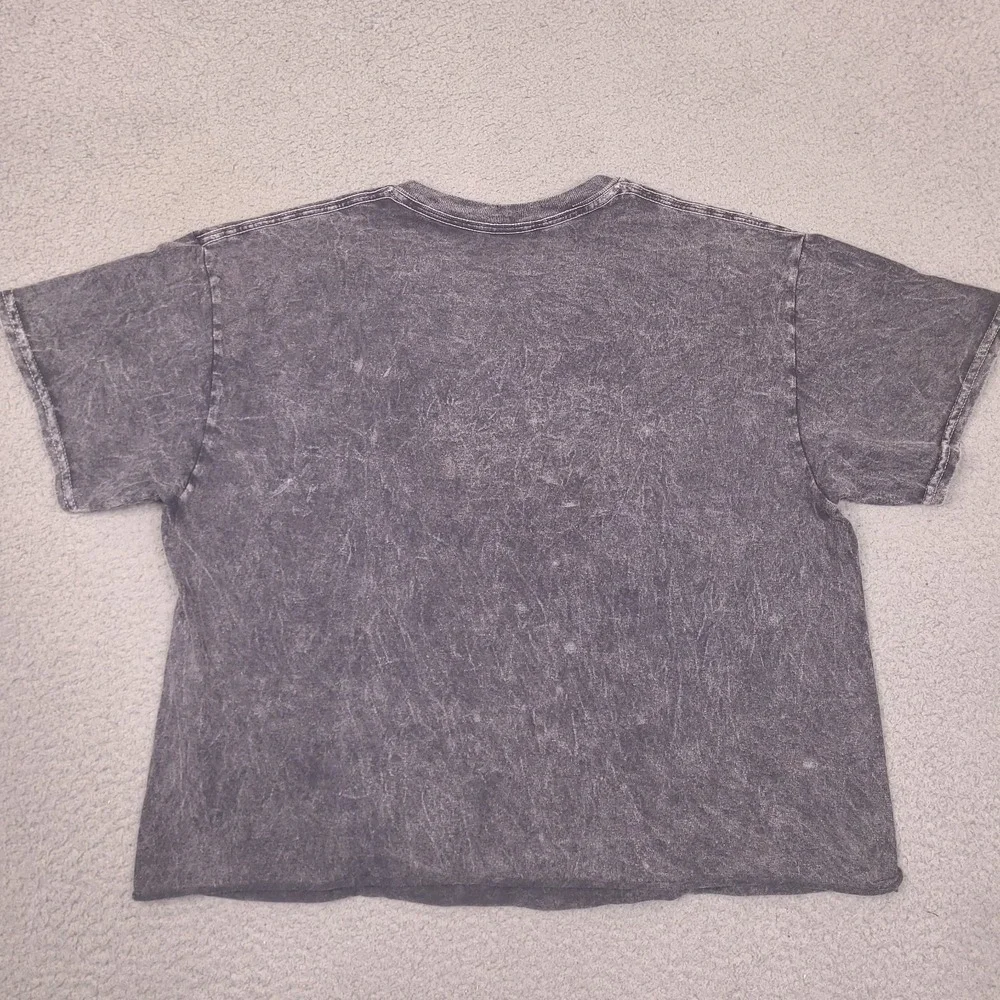 Horror Slasher‎ Scooby Van Graphic T-Shirt Womens Medium Gray Cropped Acid Wash